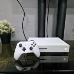 Игровая приставка Xbox One S 1Tb