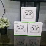 Геймпад беспроводной для Xbox One, белый (3 ревизия)