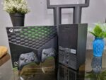 Игровая приставка Xbox Series X 1Tb + 2 геймпада + игры — изображение 3