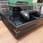 Игровая приставка Xbox One 500Gb + kinect 2.0 + игры